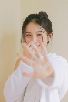 《初尝禁果》高清在线观看